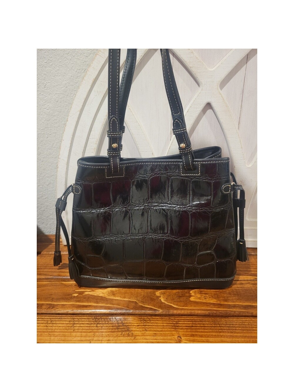 Dooney & Bourke Tassel Satchel Croco-Embossed Leather Black Bag Purse NICE - Picture 2 of 15